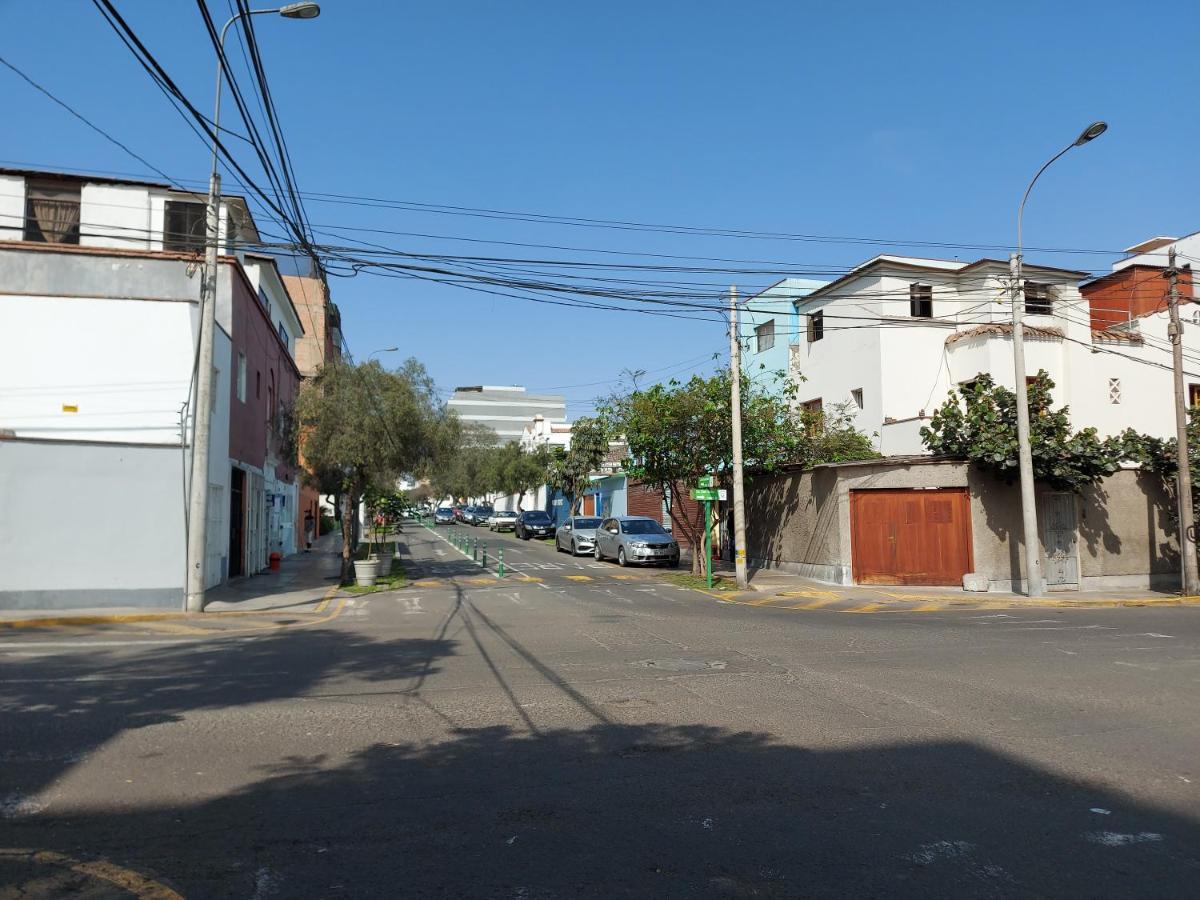 Habitacion Con Bano Privado Acceso A Cocina Y Terraza En Miraflores Lima Exterior photo